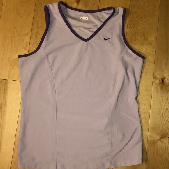 NWOT Nike top - Picture 2 of 5